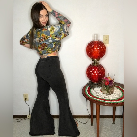 Float on Flares - Picture 2 of 6